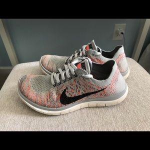 Women’s Nike free flyknit 4.0!!